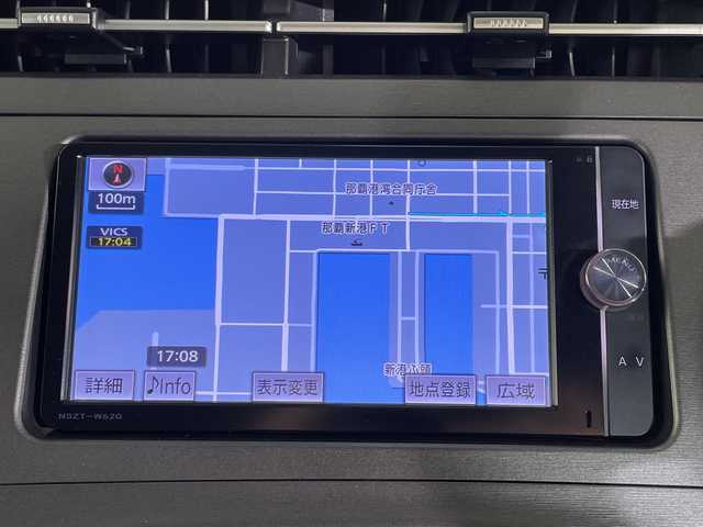 トヨタ プリウス S ツーリングセレクション 沖縄県 2013(平25)年 8.7万km ホワイトパールクリスタルシャイン 県外仕入れ/禁煙車/純正ナビ/・ＣＤ／ＤＶＤ/・Ｂｌｕｅｔｏｏｔｈ／フルセグＴＶ/バックカメラ/純正１７インチアルミ/ＥＴＣ/ステアリングスイッチ/ヘッドライトウォッシャー/ＬＥＤヘッドライト/取扱説明書