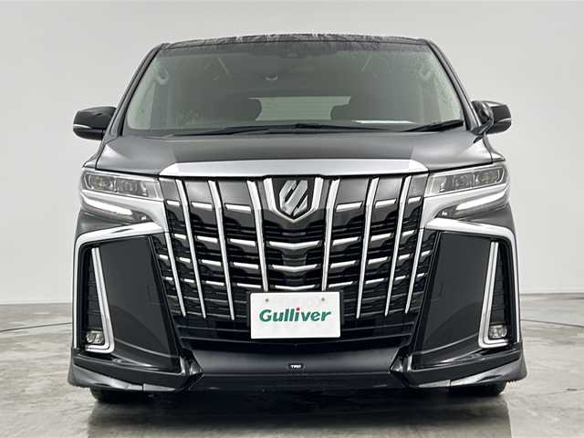 トヨタ アルファード S Cパッケージ 三重県 2019(令1)年 5.3万km ブラック 禁煙車/ＴＲＤエアロ/トヨタセーフティセンス/・プリクラッシュセーフティ/・レーンディパーチャーアラート/・オートマチックハイビーム/・先行車発進告知/・レーダークルーズコントロール/クリアランスソナー/純正１０型ナビ/・フルセグ/CD/DVD/SD/音楽録音/バックカメラ/純正１２，１型フリップダウンモニター　/両側パワースライドドア　/合皮シート/エアシート　/シートヒーター　/パワーバックドア　/ステアリングヒーター　/スマートキー＆プッシュスタート/スペアキー/ETC/AC100V100W電源/リアサンシェード