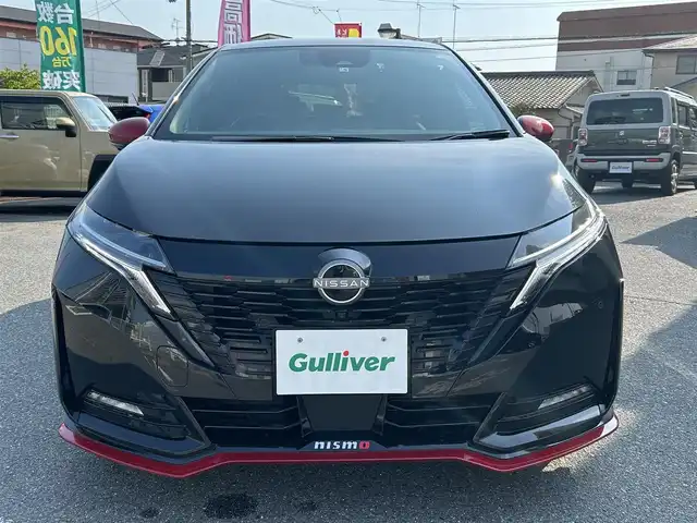 日産 オーラ ニスモ 奈良県 2022(令4)年 1.3万km スーパーブラック エンジンスタートボタン/パワーステアリング/パワーウィンドウ/アイドリングストップ/スマートキー/スペアキー１本/オートエアコン/USB入力端子/全方位カメラ/純正フロアマット/純正アルミホイール/D席N席シートヒーター/ABS/横滑り防止装置/コーナーセンサー前後/オートライト/オートマチックハイビーム/W+サイドエアバック/ステアリングヒーター