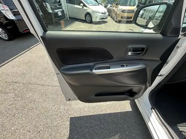 日産 デイズ ルークス ハイウェイスターX Gパッケージ 三重県 2016(平28)年 8.6万km ホワイトパール (株)IDOMが運営する【じしゃロン四日市店】の自社ローン専用車両になります。こちらは現金またはオートローンご利用時の価格です。自社ローンご希望の方は別途その旨お申付け下さい