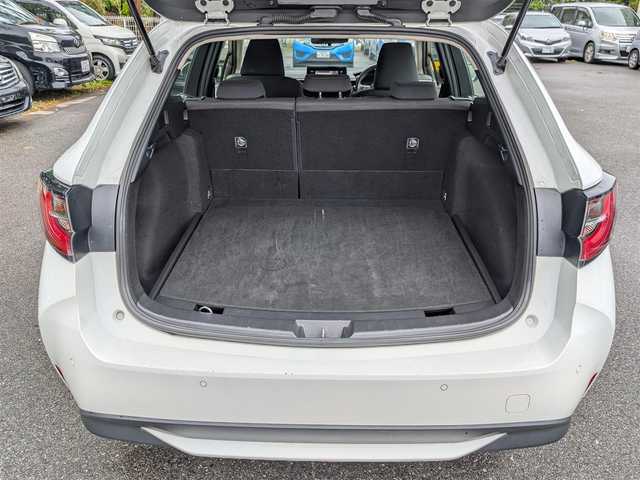 トヨタ カローラツーリング G－X 栃木県 2019(令1)年 11.5万km スーパーホワイトⅡ (株)IDOMが運営する【じしゃロン宇都宮店】の自社ローン対象車両になります。こちらは現金またはオートローンご利用時の価格です。自社ローンご希望の方は別途その旨お申付け下さい/純正ナビ/AM/FM/BT/トヨタセーフティセンス/衝突軽減システム/レーンキープアシスト/クルーズコントロール/コーナーセンサー/バックカメラ/ETC/スマートキー/プッシュスタート/電格ミラー/ドアミラーウインカー