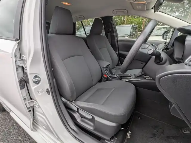 トヨタ カローラツーリング G－X 栃木県 2019(令1)年 11.5万km スーパーホワイトⅡ (株)IDOMが運営する【じしゃロン宇都宮店】の自社ローン対象車両になります。こちらは現金またはオートローンご利用時の価格です。自社ローンご希望の方は別途その旨お申付け下さい/純正ナビ/AM/FM/BT/トヨタセーフティセンス/衝突軽減システム/レーンキープアシスト/クルーズコントロール/コーナーセンサー/バックカメラ/ETC/スマートキー/プッシュスタート/電格ミラー/ドアミラーウインカー