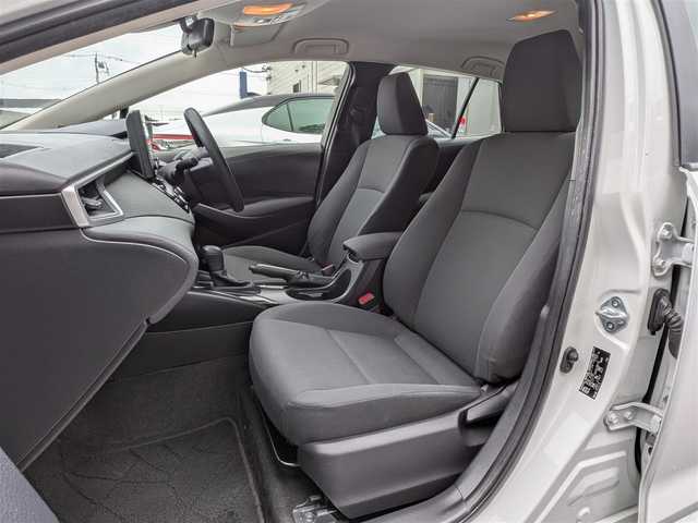 トヨタ カローラツーリング G－X 栃木県 2019(令1)年 11.5万km スーパーホワイトⅡ (株)IDOMが運営する【じしゃロン宇都宮店】の自社ローン対象車両になります。こちらは現金またはオートローンご利用時の価格です。自社ローンご希望の方は別途その旨お申付け下さい/純正ナビ/AM/FM/BT/トヨタセーフティセンス/衝突軽減システム/レーンキープアシスト/クルーズコントロール/コーナーセンサー/バックカメラ/ETC/スマートキー/プッシュスタート/電格ミラー/ドアミラーウインカー