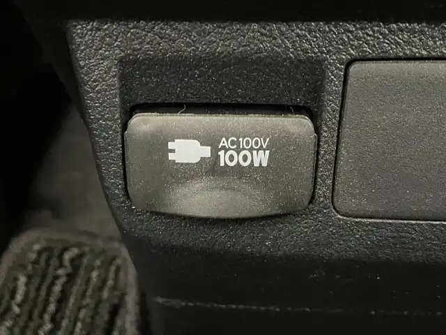 トヨタ ヴェルファイア Z ゴールデンアイズ 大阪府 2021(令3)年 4万km ホワイトパールクリスタルシャイン トヨタセーフティセンス/　・プリクラッシュセーフティ/　・レーンディパーチャーアラート/　・オートマチックハイビーム/　・レーダークルーズコントロール/ツインムーンルーフ/純正オーディオディスプレイ/　　BT/Miracast/フルセグTV/バックカメラ/両側パワースライドドア/パワーバックドア/LEDオートライト/フォグランプ/合皮ハーフレザーシート/純正18インチアルミホイール/クリアランスソナー/TEIN車高調