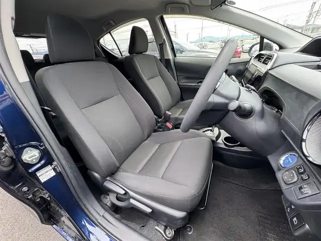 トヨタ アクア S スタイルブラック 滋賀県 2018(平30)年 6.5万km ダークブルーマイカ 禁煙車/社外ナビ/(CD/フルセグ/Bluetooth)/バックカメラ/ETC/ドラレコ/コーナーセンサー/オートライト/ステアリングスイッチ/スマートキー/プッシュスタート/スペアキー