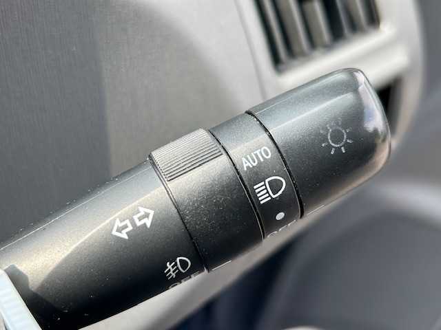 トヨタ プリウス α S 静岡県 2013(平25)年 11.9万km ダークブルーマイカ ワンオーナー/社外メモリナビ/(AM/FM/BT/iPod/DVD)/フルセグTV/ビルトインETC/プッシュスタート/スマートキー/スペアキー×1/純正16インチアルミホイール/純正フロアマット/オートエアコン/LEDヘッドライト/取扱説明書/保証書