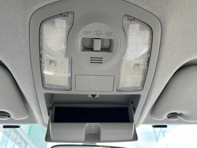 トヨタ プリウス α S 静岡県 2013(平25)年 11.9万km ダークブルーマイカ ワンオーナー/社外メモリナビ/(AM/FM/BT/iPod/DVD)/フルセグTV/ビルトインETC/プッシュスタート/スマートキー/スペアキー×1/純正16インチアルミホイール/純正フロアマット/オートエアコン/LEDヘッドライト/取扱説明書/保証書