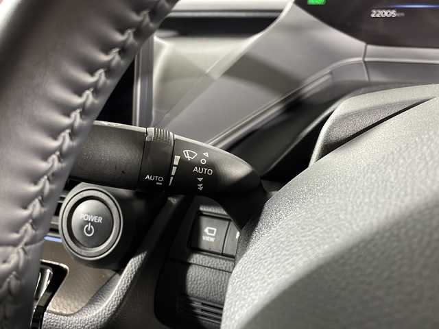 トヨタ プリウス Z 福岡県 2023(令5)年 2.2万km アティチュードブラックマイカ 純正ナビゲーション/フルセグテレビ/BT/バックカメラ/パノラマルーフ/モデリスタエアロ/デジタルインナーミラー/シートヒーター/シートクーラー/ハンドルヒーター/パワーシート/メモリーシート/ETC2.0/パワーバックドア/AC100V/革巻きステアリング/純正19インチアルミホイール/レーダークルーズコントロール/LEDヘッドライト/スマートキー/置くだけ充電