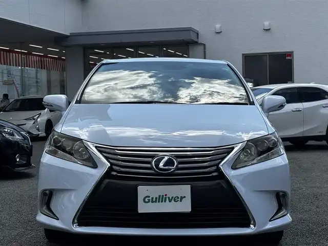 レクサス ＨＳ 250h バージョンI 熊本県 2013(平25)年 10.7万km クォーツホワイトクリスタルシャイン ワンオーナー/純正メーカーナビ/【フルセグTV/CD/DVD/BT】/バックカメラ/クルーズコントロール/衝突被害軽減ブレーキ/ビルトインETC/ベージュ革シート/前席パワーシート/前席シートヒーター /エアーシート/純正17インチAW/オートLEDヘッドライト/リア電動サンシェード/ドライブレコーダー/純正フロアマット