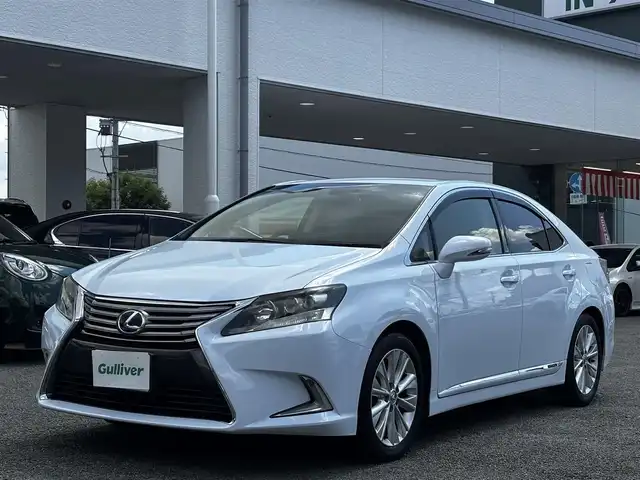 レクサス ＨＳ 250h バージョンI 熊本県 2013(平25)年 10.7万km クォーツホワイトクリスタルシャイン ワンオーナー/純正メーカーナビ/【フルセグTV/CD/DVD/BT】/バックカメラ/クルーズコントロール/衝突被害軽減ブレーキ/ビルトインETC/ベージュ革シート/前席パワーシート/前席シートヒーター /エアーシート/純正17インチAW/オートLEDヘッドライト/リア電動サンシェード/ドライブレコーダー/純正フロアマット