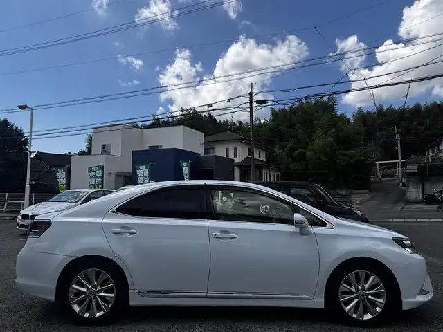 レクサス ＨＳ 250h バージョンI 熊本県 2013(平25)年 10.7万km クォーツホワイトクリスタルシャイン ワンオーナー/純正メーカーナビ/【フルセグTV/CD/DVD/BT】/バックカメラ/クルーズコントロール/衝突被害軽減ブレーキ/ビルトインETC/ベージュ革シート/前席パワーシート/前席シートヒーター /エアーシート/純正17インチAW/オートLEDヘッドライト/リア電動サンシェード/ドライブレコーダー/純正フロアマット