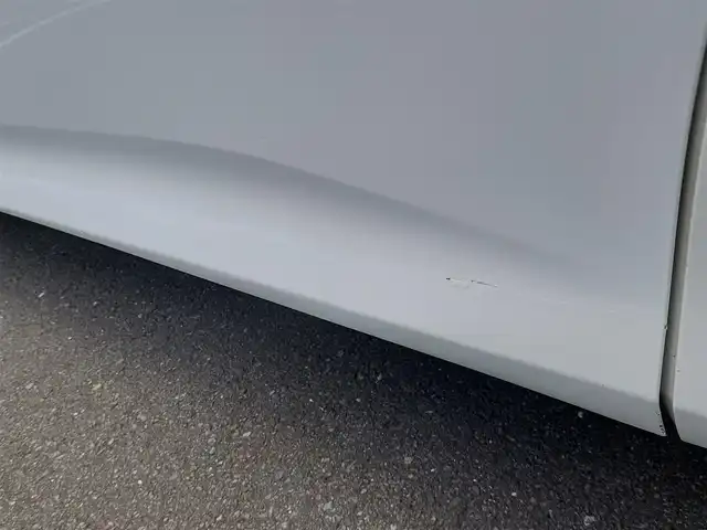 トヨタ ヴォクシー ハイブリッド ZS 煌Ⅲ 東京都 2020(令2)年 3.1万km ホワイトパールクリスタルシャイン 純正9インチナビ/フルセグ/バックカメラ/ビルトインETC2.0/ドライブレコーダー/ハーフレザーシート/シートヒーター/両側パワースライドドア/衝突軽減ブレーキ/レーンキープアシスト/コーナーセンサー/クルーズコントロール/オートマチックハイビーム/スマートキー