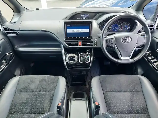 トヨタ ヴォクシー ハイブリッド ZS 煌Ⅲ 東京都 2020(令2)年 3.1万km ホワイトパールクリスタルシャイン 純正9インチナビ/フルセグ/バックカメラ/ビルトインETC2.0/ドライブレコーダー/ハーフレザーシート/シートヒーター/両側パワースライドドア/衝突軽減ブレーキ/レーンキープアシスト/コーナーセンサー/クルーズコントロール/オートマチックハイビーム/スマートキー