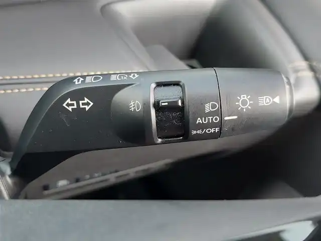 日産 セレナ e－パワー ハイウェイスター V 東京都 2024(令6)年 2万km ダイヤモンドブラック 純正ナビ/デジタルインナーミラー/アラウンドビューモニター/バックカメラ/純正アルミホイール/ブラインドスポットモニター/ETC2.0/アダプティブクルーズコントロール/プッシュスタート/衝突軽減ブレーキ/純正フロアマット/フロントフォグランプ/フルセグテレビ/Bluetooth/USB入力端子/キーレスエントリー/レーンキープアシスト/新車保証書/取扱説明書