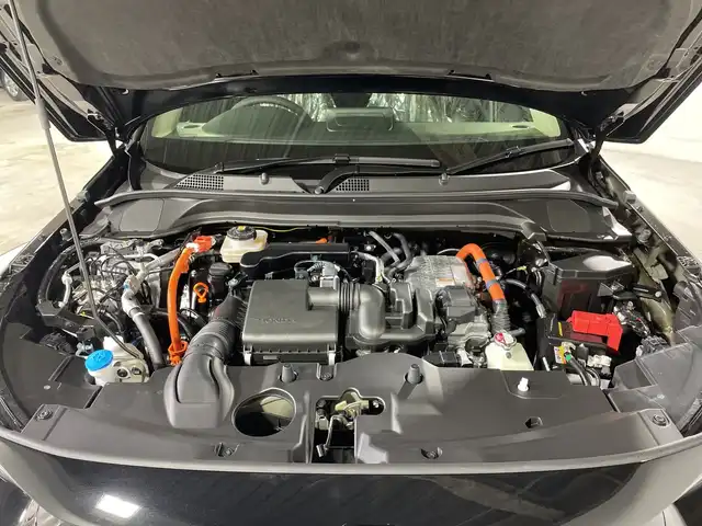 ホンダ ヴェゼル ハイブリッド e:HEV Z 福岡県 2025(令7)年 0.1千km クリスタルブラックパール ・Honda CONNECTディスプレーナビ/・フルセグ/・Bluetooth/・バックカメラ/・ホンダセンシング/・ハンドルヒーター/・パドルシフト/・置くだけ充電/・パワーバックドア/・ハーフレザーシート/・D/Nシートヒーター/・ビルディセントコントロール/・オートライト/・フォグライト/・電格ミラー/・ウィンカーミラー