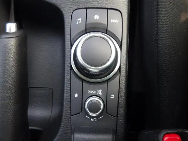 マツダ マツダ２ XD 福島県 2020(令2)年 6.7万km アークティックホワイト /禁煙車//185/65R15//スマートシティブレーキサポート//ブラインドスポットモニタリング//純正SDナビ//【Bluetooth接続】//ドライブレコーダー（前後撮影）//ステアリングスイッチ//ETC//LEDヘッドライト//リアコーナーセンサー//純正15インチアルミホイル//サイド/カーテンエアバッグ//アドバンストキーレスエントリー