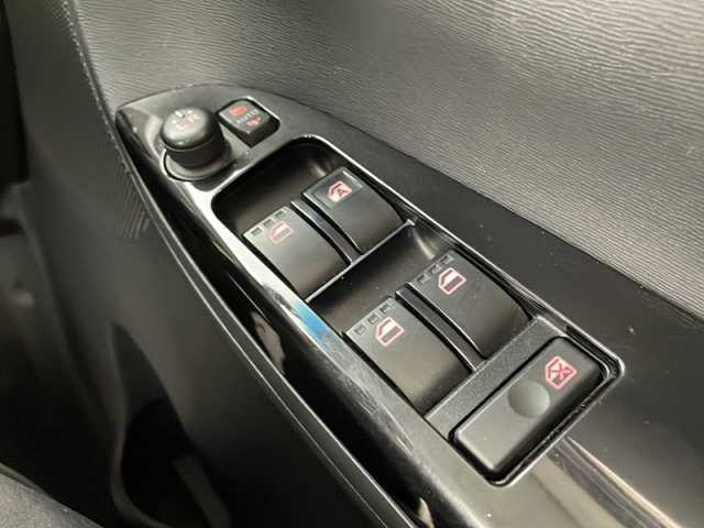ダイハツ タント カスタム RS トップED SAⅡ 愛知県 2016(平28)年 5.4万km パールホワイトⅢ KENWOODナビ（MPV-L503W)/・BT/iPod/USB/フルセグTV/AM/FM/CD/DVD//バックモニター/両側パワースライドドア/ハーフレザーシート/スマートアシストII/クリアランスソナー/LEDオートヘッドライト/純正フォグランプ/後席ロールサンシェード/衝突被害軽減システム/誤発進抑制制御機能/衝突警報機能/車線逸脱警報機能/電動格納ウィンカーミラー/プッシュスタート/純正ドアバイザー/純正アルミホイール/ISOFIX/運転席助手席サイドエアバッグ/スペアキー