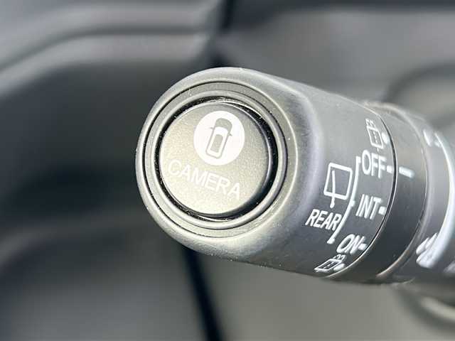 ホンダ ステップワゴン スパーダ eHEV プレミアムライン 三重県 2022(令4)年 5万km プラチナホワイトパール 純正11.4型ナビ /全周囲カメラ /BSM /両側パワースライドドア/ビルトインETC /スペアキー /前後ドドライブレコーダー/1.2列シートヒーター /コーナーセンサー /パワーバックドア/hレーダークルーズコントロール/レーンキープアシスト/衝突軽減ブレーキ/USB・タイプC給電ポート/オットマン/パドルシフト/LEDヘッドライト/オートハイビーム /オートライト/革巻きステアリング/ステアリングスイッチ/純正フロアマット/リヤサンシェード/電子パーキング/ハーフレザーシート /電動格納ミラー/禁煙車