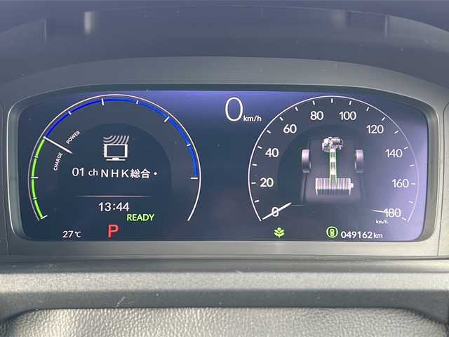 ホンダ ステップワゴン スパーダ eHEV プレミアムライン 三重県 2022(令4)年 5万km プラチナホワイトパール 純正11.4型ナビ /全周囲カメラ /BSM /両側パワースライドドア/ビルトインETC /スペアキー /前後ドドライブレコーダー/1.2列シートヒーター /コーナーセンサー /パワーバックドア/hレーダークルーズコントロール/レーンキープアシスト/衝突軽減ブレーキ/USB・タイプC給電ポート/オットマン/パドルシフト/LEDヘッドライト/オートハイビーム /オートライト/革巻きステアリング/ステアリングスイッチ/純正フロアマット/リヤサンシェード/電子パーキング/ハーフレザーシート /電動格納ミラー/禁煙車