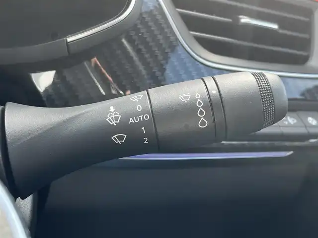 ルノー ルノー アルカナ RSライン E-テックハイブリッド 東京都 2022(令4)年 0.8万km 黒 ワンオーナー/純正ディスプレイオーディオ/AppleCarPlay/AndroidAuto/AUX/USB/Bluetooth/360°カメラ/シートヒーター/ハンドルヒーター/ACC/BSM/レーンキープ/スマートキー/ハーフレザーシート/ETC