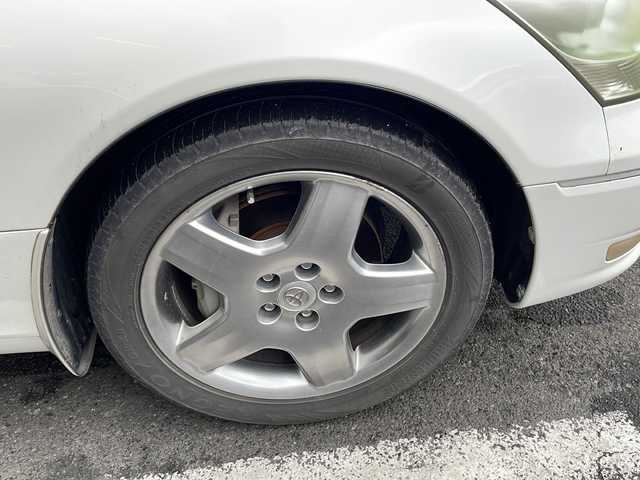 トヨタ セルシオ eR 京都府 2005(平17)年 16.4万km ホワイトパールクリスタルシャイン サンルーフ　純正メーカーナビ　パノラミックビューモニター　マークレビンソン　黒革シート　シートベンチレーター　レーダークルーズ　ブラインドスポットモニター　デジタルインナーミラー　ビルトインＥＴＣ