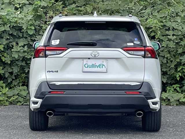 トヨタ ＲＡＶ４ X 大分県 2019(令1)年 8万km ホワイトパールクリスタルシャイン モデリスタエアロ/モデリスタ19インチアルミ/純正ナビ/バックカメラ/フルセグ/DVD/Bluetooth/ビルトインETC/アダプティブクルーズコントロール/レーンキープアシスト/ドライブレコーダー/純正LEDヘッドライト/オートライトコントロール/オートハイビームアシスト/スマートキー/エンジンプッシュスタート/MTモード付きAT/前後クリアランスソナー