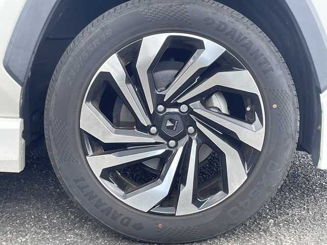 トヨタ ＲＡＶ４ X 大分県 2019(令1)年 8万km ホワイトパールクリスタルシャイン モデリスタエアロ/モデリスタ19インチアルミ/純正ナビ/バックカメラ/フルセグ/DVD/Bluetooth/ビルトインETC/アダプティブクルーズコントロール/レーンキープアシスト/ドライブレコーダー/純正LEDヘッドライト/オートライトコントロール/オートハイビームアシスト/スマートキー/エンジンプッシュスタート/MTモード付きAT/前後クリアランスソナー
