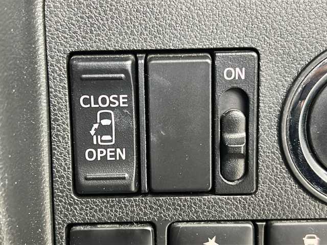 ダイハツ タント カスタム X トップED SA Ⅲ 埼玉県 2017(平29)年 4.4万km ディープブルークリスタルマイカ 片側パワースライドドア/フリップダウンモニター/メモリナビ/バックカメラ/ドライブレコーダー/運転席シートヒーター/純正14インチAW/純正フロアマット/プッシュスタート/スマートキー/スペアキー1本