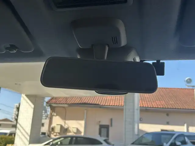 スズキ ハスラー G 群馬県 2015(平27)年 4.2万km クリスタルホワイトパール/ブラック2トーン 純正ナビ(FM・AM/SD)/ワンセグテレビ/ビルトインETC/横滑り防止装置/衝突被害軽減システム/アイドリングストップ/オートライト/電格ミラー/ダブルエアバック/シートヒーター(D席)/スマートキー×2/プッシュスタート/純正アルミホイール/純正フロアマット/保証書/取扱説明書