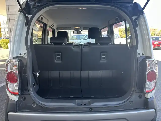 スズキ ハスラー G 群馬県 2015(平27)年 4.2万km クリスタルホワイトパール/ブラック2トーン 純正ナビ(FM・AM/SD)/ワンセグテレビ/ビルトインETC/横滑り防止装置/衝突被害軽減システム/アイドリングストップ/オートライト/電格ミラー/ダブルエアバック/シートヒーター(D席)/スマートキー×2/プッシュスタート/純正アルミホイール/純正フロアマット/保証書/取扱説明書