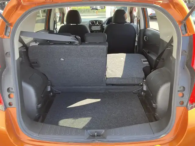日産 ノート e－パワー X 香川県 2018(平30)年 1.6万km プレミアムコロナオレンジ 純正SDナビ【MM317D-W】/（フルセグTV/Bluetooth/DVD）/アラウンドビューモニター/インテリジェントルームミラー/インテリジェントエマージェンシーブレーキ/前後クリアランスソナー/車線逸脱警報（LDW）/車線逸脱防止支援システム（インテリジェントLI）/踏み間違い衝突防止アシスト/インテリジェントFCW（前方衝突予測警報）/インテリジェントDA（ふらつき警報）/ハイビームアシスト/標識検知機能/ETC/横滑り防止装置/ヘッドライトレベライザー/純正フロアマット/スマートキー/プッシュスタート