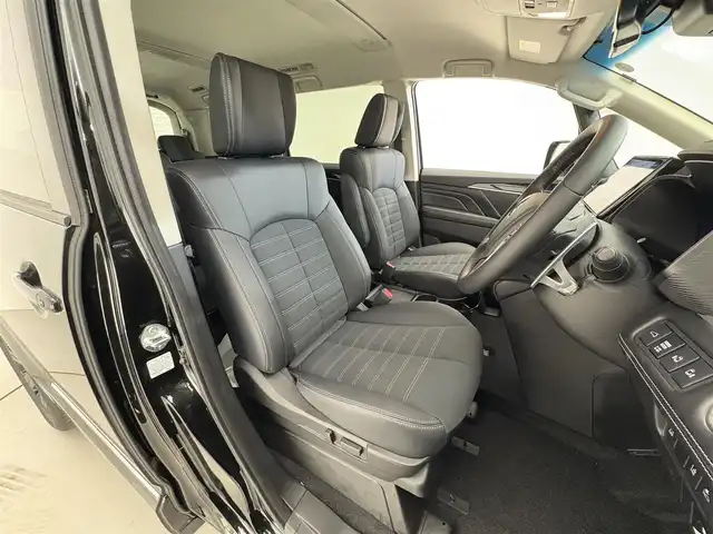 三菱 デリカＤ：５ シャモニー 滋賀県 2025(令7)年 0.1千km 黒Ⅱ 登録済未使用車/ALPINE製11インチナビ/【Bluetooth/HDMI/Apple CarPlay/Android Auto】/全方位カメラ/両側パワースライドドア/ハーフレザーシート/追従クルーズコントロール/ブラインドスポットモニタリング/LEDヘッドライト/オートマチックハイビーム/D席パワーシート/D/Nシートヒーター/ステアリングヒーター/パワーバックドア/AC100V電源/電動パーキングブレーキ/オートブレーキホールド/パドルシフト