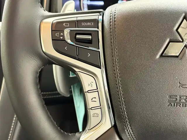 三菱 デリカＤ：５ シャモニー 滋賀県 2025(令7)年 0.1千km 黒Ⅱ 登録済未使用車/ALPINE製11インチナビ/【Bluetooth/HDMI/Apple CarPlay/Android Auto】/全方位カメラ/両側パワースライドドア/ハーフレザーシート/追従クルーズコントロール/ブラインドスポットモニタリング/LEDヘッドライト/オートマチックハイビーム/D席パワーシート/D/Nシートヒーター/ステアリングヒーター/パワーバックドア/AC100V電源/電動パーキングブレーキ/オートブレーキホールド/パドルシフト