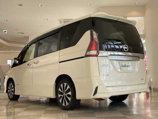 日産 セレナ ハイウェイスターVセレクションⅡ 福井県 2019(平31)年 7.1万km ブリリアントホワイトパール 純正9インチSDナビ/フルセグTV/BT/BD/DVD/CD/USB/SD/アラウンドビューモニター/フリップダウンモニター/プロパイロット/エマージェンシーブレーキ/前後ソナー/車線逸脱警報/車線逸脱防止支援システム/標識認識システム/パーキングアシスト/ETC/ドライブレコーダー/デジタルインナーミラー/両側パワースライドドア/オートライト/LEDヘッドライト/純正16インチアルミホイール/プッシュスタート/スマートキー/純正フロアマット