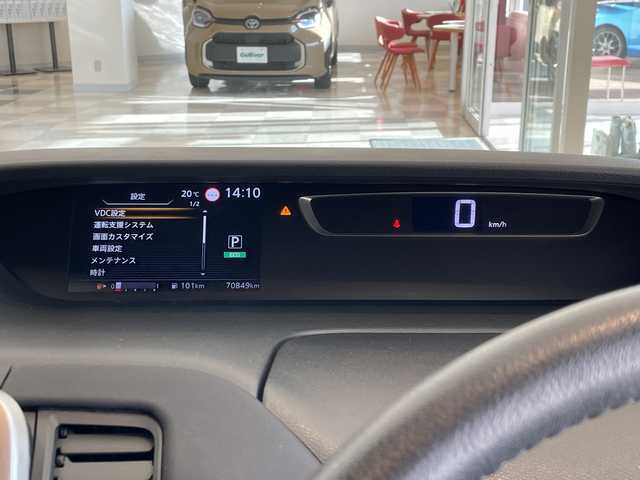 日産 セレナ ハイウェイスターVセレクションⅡ 福井県 2019(平31)年 7.1万km ブリリアントホワイトパール 純正9インチSDナビ/フルセグTV/BT/BD/DVD/CD/USB/SD/アラウンドビューモニター/フリップダウンモニター/プロパイロット/エマージェンシーブレーキ/前後ソナー/車線逸脱警報/車線逸脱防止支援システム/標識認識システム/パーキングアシスト/ETC/ドライブレコーダー/デジタルインナーミラー/両側パワースライドドア/オートライト/LEDヘッドライト/純正16インチアルミホイール/プッシュスタート/スマートキー/純正フロアマット