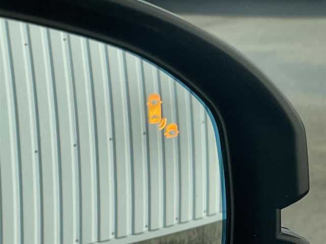 ホンダ ヴェゼル ハイブリッド e:HEV Z 福岡県 2022(令4)年 4万km メテオロイドグレーメタリック ホンダセンシング/CMBS/路外逸脱抑制機能/純正ナビ/フルセグ/BT/AM/FM/USB/applecarplay/androidauto/バックカメラ/アダプティブクルーズコントロール/ハンズフリーパワーバックドア/ＢＳＩ/パドルシフト/ステアリングヒーター/シートヒーター/ＥＴＣ２．０/純正アルミ/ハーフレザー