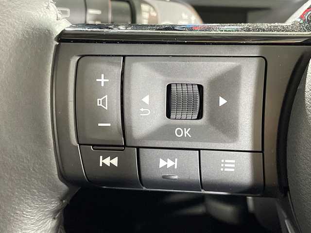 日産 オーラ G 神奈川県 2024(令6)年 3.1万km グレー 純正9インチナビ/Bluetooth&USB&HDMI&AppleCarPlay&フルセグTV/全方位モニター/インテリジェントルームミラー/純正ドライブレコーダー前後/ビルトインETC2.0/ワイヤレス充電器/BOSEパーソナルプラスプラスサウンドスピーカー/ハーフレザーシート/プロパイロット/インテリジェントエマージェンシーブレーキ/踏み間違い衝突防止アシスト/後側方車両検知警報/後側方衝突防止支援システム/車線逸脱警報/車線逸脱防止支援システム/前方衝突予測警報/後退時車両検知警報/ふらつき警報/標識検知機能/インテリジェントクルーズコントロール/アダプティブLEDヘッドライトシステム/LEDフォグライト/ウィンカーミラー/SOSボタン/インテリジェントキー/プッシュスタートボタン/電動サイドブレーキ/オートブレーキホールド/革巻きステアリング/ステアリングスイッチ/Autoライト/オートマチックハイビーム/タイプCコネクト