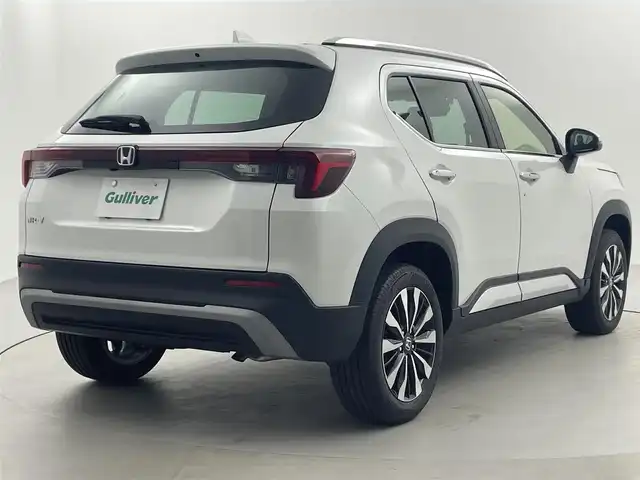 ホンダ ＷＲ－Ｖ Z+ 福井県 2024(令6)年 0.3万km プラチナホワイトパール 純正8型ナビ/(FM/AM/フルセグTV/Bluetooth）　/バックカメラ　/Honda SENSING　/-CMBS　衝突軽減ブレーキ　/-ACC　アダプティブクルーズ　/-LKAS　車線維持支援システム　/-前後パーキングセンサーシステム　/-路外逸脱抑制機能　/-標識認識機能　/-オートハイビーム機能　/-先行車発進お知らせ機能　/ルーフレール　/ハーフレザーシート　/オートエアコン/オートライト/LED ヘッドライト＋フロントフォグライト/パドルシフト　/純正17inAW　