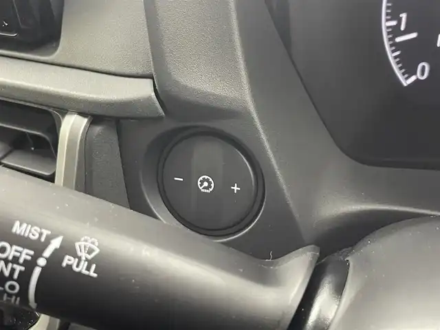 ホンダ ＷＲ－Ｖ Z+ 福井県 2024(令6)年 0.3万km プラチナホワイトパール 純正8型ナビ/(FM/AM/フルセグTV/Bluetooth）　/バックカメラ　/Honda SENSING　/-CMBS　衝突軽減ブレーキ　/-ACC　アダプティブクルーズ　/-LKAS　車線維持支援システム　/-前後パーキングセンサーシステム　/-路外逸脱抑制機能　/-標識認識機能　/-オートハイビーム機能　/-先行車発進お知らせ機能　/ルーフレール　/ハーフレザーシート　/オートエアコン/オートライト/LED ヘッドライト＋フロントフォグライト/パドルシフト　/純正17inAW　