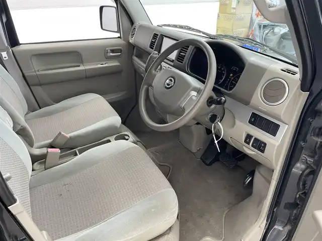 日産 ＮＶ１００クリッパー リオ E 滋賀県 2014(平26)年 3.9万km ブルーイッシュブラック 禁煙車/ターボ車/社外メモリナビ【CD/USB/ワンセグ】/片側パワースライドドア/オートエアコン/電動格納ミラー/リモコンキー/スペアキー/フロアマット/パワステ