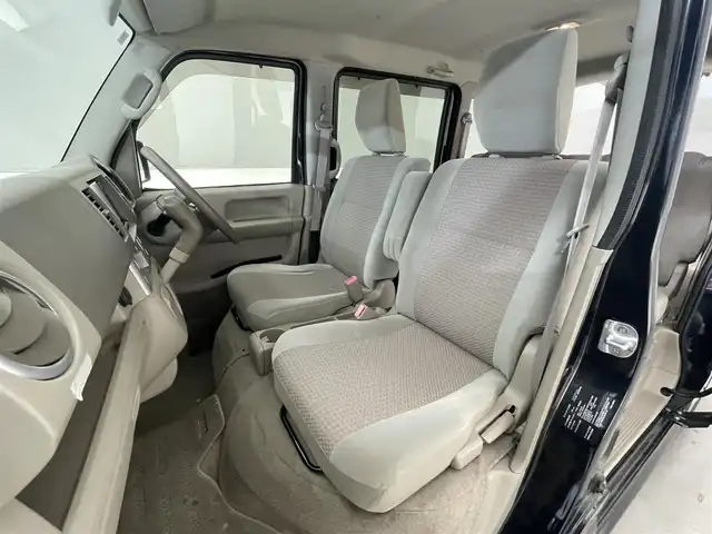 日産 ＮＶ１００クリッパー リオ E 滋賀県 2014(平26)年 3.9万km ブルーイッシュブラック 禁煙車/ターボ車/社外メモリナビ【CD/USB/ワンセグ】/片側パワースライドドア/オートエアコン/電動格納ミラー/リモコンキー/スペアキー/フロアマット/パワステ