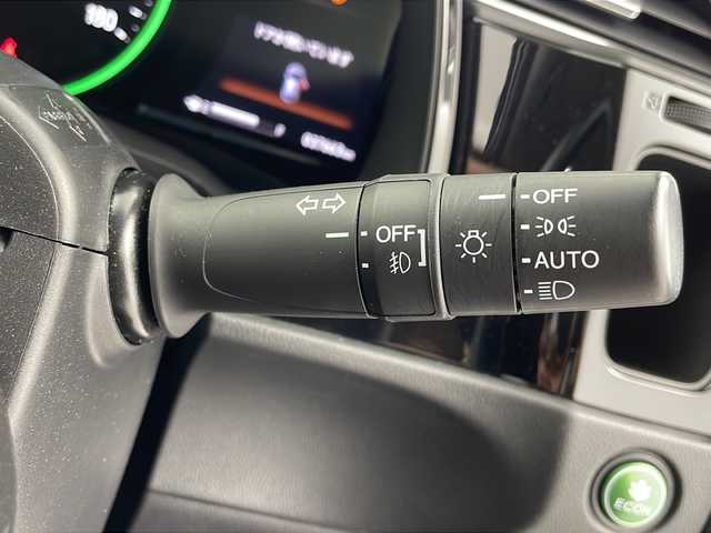 ホンダ シャトル ハイブリッド X ホンダセンシング 岐阜県 2020(令2)年 3.8万km シャイニンググレーM 社外SDナビ(CN-RE06D)/CD/DVD/Bluetooth/フルセグ/USB/ホンダセンシング/バックカメラ/レーダークルーズコントロール/LEDオートヘッドライト/自動防眩ルームミラー/ハーフレザーシート/シートヒーター/アイドリングストップ/ステアリングスイッチ/パドルシフト/本革巻ステアリング/電動格納ウィンカーミラー/フォグランプ/ETC