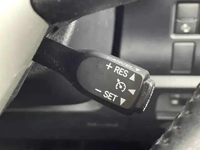トヨタ ヴォクシー ZS 煌Ⅱ 群馬県 2020(令2)年 6.4万km ブラック 純正12.1インチフリップダウンモニター/純正10インチナビ/（AM/FM/CD/DVD/BT/フルセグTV）/バックカメラ/トヨタセーフティセンス /・プリクラッシュセーフティ/・レーンディパーチャーアラート/・オートマチックハイビーム/・パーキングサポートブレーキ/両側パワースライドドア/クルーズコントロール/ビルトインETC/社外前後ドライブレコーダー/プッシュスタート/スマートキー