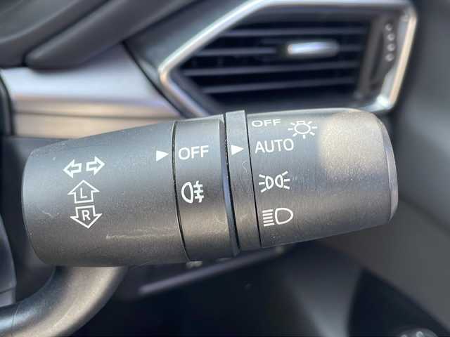 マツダ ＣＸ－５ XD プロアクティブ 青森県 2017(平29)年 9.9万km スノーフレイクホワイトパールマイカ 4WD・ターボ/純正SDナビ・フルセグTV/CD・DVD・Bluetooth・SD/BOSEサウンドシステム/サイド・バックカメラ/運転席パワーシート/前席シートヒーター/ステアリングヒーター/衝突軽減ブレーキ/レーダークルーズコントロール/ブラインドスポットモニタリング/レーンキープアシスト/アクティブLEDヘッドライト/リアパーキングセンサー/前後ドライブレコーダー/ビルトインETC/LEDヘッドライト/純正19インチAW夏タイヤ/社外17インチAWスタッドレスタイヤ有り/スマートキー/プッシュスタート