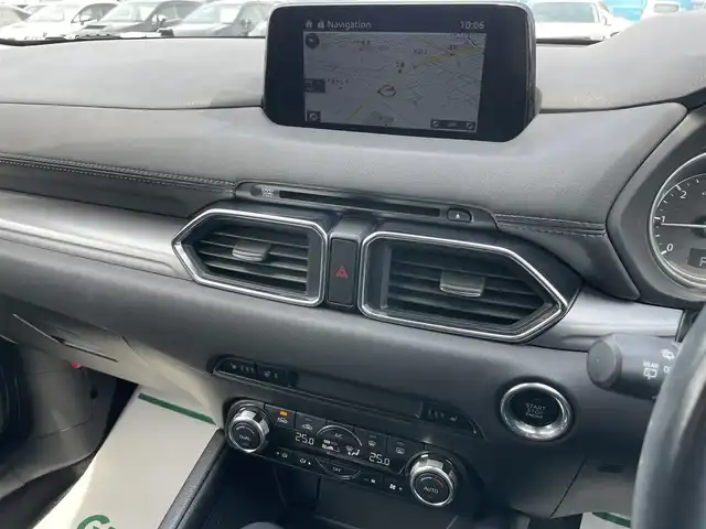 マツダ ＣＸ－５ XD プロアクティブ 青森県 2017(平29)年 9.9万km スノーフレイクホワイトパールマイカ 4WD・ターボ/純正SDナビ・フルセグTV/CD・DVD・Bluetooth・SD/BOSEサウンドシステム/サイド・バックカメラ/運転席パワーシート/前席シートヒーター/ステアリングヒーター/衝突軽減ブレーキ/レーダークルーズコントロール/ブラインドスポットモニタリング/レーンキープアシスト/アクティブLEDヘッドライト/リアパーキングセンサー/前後ドライブレコーダー/ビルトインETC/LEDヘッドライト/純正19インチAW夏タイヤ/社外17インチAWスタッドレスタイヤ有り/スマートキー/プッシュスタート