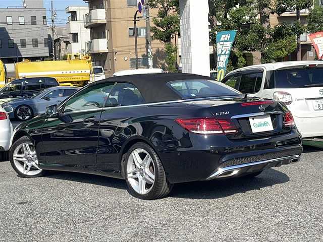 メルセデス・ベンツ Ｅ２５０ カブリオレ 東京都 2014(平26)年 2.7万km オブシディアンブラック AMGスポーツP/新車時保証書　/取扱説明書　/PRE-SAFEブレーキ/ディストロニックプラスステアリング/ブラインドウスポット/レーンキープアシスト/アイドリングストップ/純正HDDナビ/フルセグTV/SD/CD/DVD/REC/BT/USB/360度カメラ　ETC【DSRC】/レザーシート/シートヒーター/フロントメモリー付パワーシート/マルチコントロールシートバック/スマートキー×2本/パークトロニック/LEDヘッドライト/オートライト/パドルシフト付皮巻きハンドル/AMG18インチアルミ