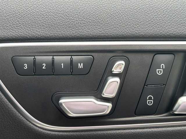 メルセデス・ベンツ ＧＬＡ２２０ 4マチック 福島県 2019(令1)年 2.6万km マウンテングレー 純正ナビゲーション/【CD/DVD/SD/USB/BT/TV】/バックカメラ/ドライブレコーダー/ETC/サンルーフ/電動リアゲート/前席シートヒーター/前席パワーシート/前席シートメモリー/パドルシフト/ブラインドスポット/クルーズコントロール/ステアリングリモコン/LEDオートライト/純正フロアマット