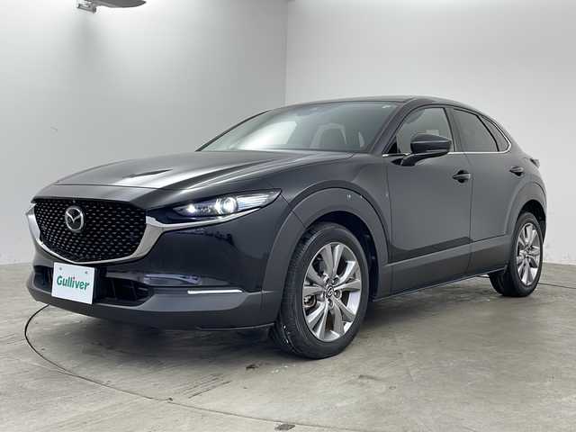 マツダ ＣＸ－３０ XD Lパッケージ 兵庫県 2020(令2)年 2.8万km ジェットブラックマイカ ・純正ナビ/CD/DVD/BT/TV/・i-ACTIVSENSE/・衝突軽減システム/・横滑り防止装置/・レーダークルーズコントロール/・アイドリングストップ/・ビルトインETC/・前後ドライブレコーダー/・前後コーナーセンサー/・アラウンドビューモニター/・パワーバックドア/・レザーシート/・パワーシート（運転席）/・メモリーシート（運転席）/・シートヒーター（運転席＋助手席）/・革巻きステアリング/・ステアリングリモコン/・ステアリングヒーター/・電動パーキングブレーキ/・オートホールド/・LEDオートライト/・オートマチックハイビーム/・電動リアゲート/・MTモード付AT/・純正フロアマット/・純正１８インチアルミホイール/・スマートキー/・プッシュスタート/・W＋サイドエアバッグ/・カーテンエアバッグ