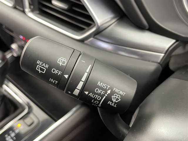 マツダ ＣＸ－８ XD プロアクティブ 大分県 2022(令4)年 9.8万km ポリメタルグレーM 法人1オーナー/6人乗り/4WD/ディーゼルターボ/スマートブレーキサポート（SBS）/マツダレーダークルーズコントロール（MRCC）/アダプティブLEDヘッドライト（ALH）/レーンキープアシストシステム（LAS）/ドライバーアテンションアラート（DAA）/交通標識認識システム（TSR）/ヘッドアップディスプレイ（HUD）/ブラインドスポットモニタリング（BSM）/360°モニター/10.25インチセンターディスプレイ/・BT対応、USB、AM/FM/・AppleCarPlay、AndroidAuto/ステアリングスイッチ/ETC/ステアリングヒーター/前席パワーシート/運転席2メモリーシート/1.2列目シートヒーター/パワーバックドア/アイドリングストップ/横滑り防止装置/電動格納ミラー/オートライト/LEDヘッドライト/リアフォグ/コーナーセンサー/純正19インチアルミホイール/地図SD、保証書、取説、スペアキー有り