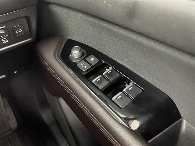 マツダ ＣＸ－８ XD プロアクティブ 大分県 2022(令4)年 9.8万km ポリメタルグレーM 法人1オーナー/6人乗り/4WD/ディーゼルターボ/スマートブレーキサポート（SBS）/マツダレーダークルーズコントロール（MRCC）/アダプティブLEDヘッドライト（ALH）/レーンキープアシストシステム（LAS）/ドライバーアテンションアラート（DAA）/交通標識認識システム（TSR）/ヘッドアップディスプレイ（HUD）/ブラインドスポットモニタリング（BSM）/360°モニター/10.25インチセンターディスプレイ/・BT対応、USB、AM/FM/・AppleCarPlay、AndroidAuto/ステアリングスイッチ/ETC/ステアリングヒーター/前席パワーシート/運転席2メモリーシート/1.2列目シートヒーター/パワーバックドア/アイドリングストップ/横滑り防止装置/電動格納ミラー/オートライト/LEDヘッドライト/リアフォグ/コーナーセンサー/純正19インチアルミホイール/地図SD、保証書、取説、スペアキー有り